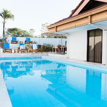 Seaview Hills Luxury Apartments & Rooms Dauis Exterior foto